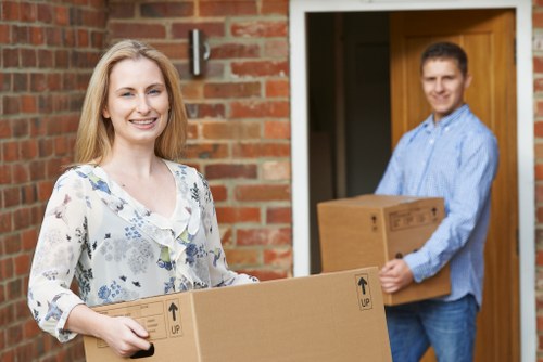 Careful packing and loading for a flat move in Highbury